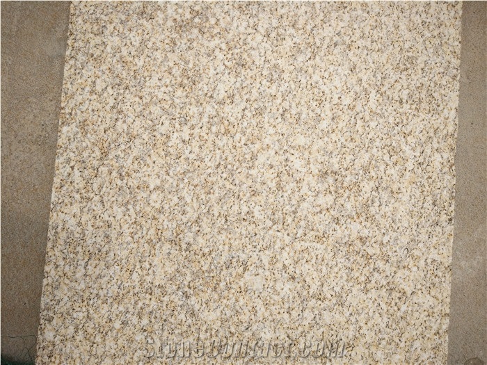 G350 Granite Tiles, China Yellow Granite Slab, Bush Hammered Beige Granite for Wall Covering