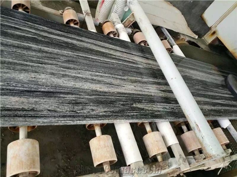 China G302 Granite Landscaping Veins Granite Slabs,Nero Santiago,Wood Grain Black Granite Slabs&Tiles