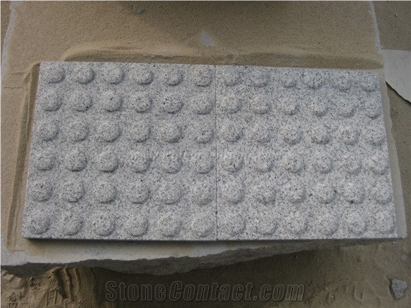 Most Popular Granite Small Cube Stones/Cobble Stones for Blind Paving Stone