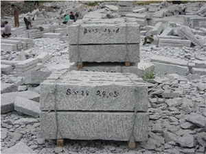 G341 China Grey Granite Split Cleft Natural Surface Palisade Pillar