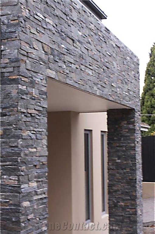 Stone Cladding Entry Feature Wall