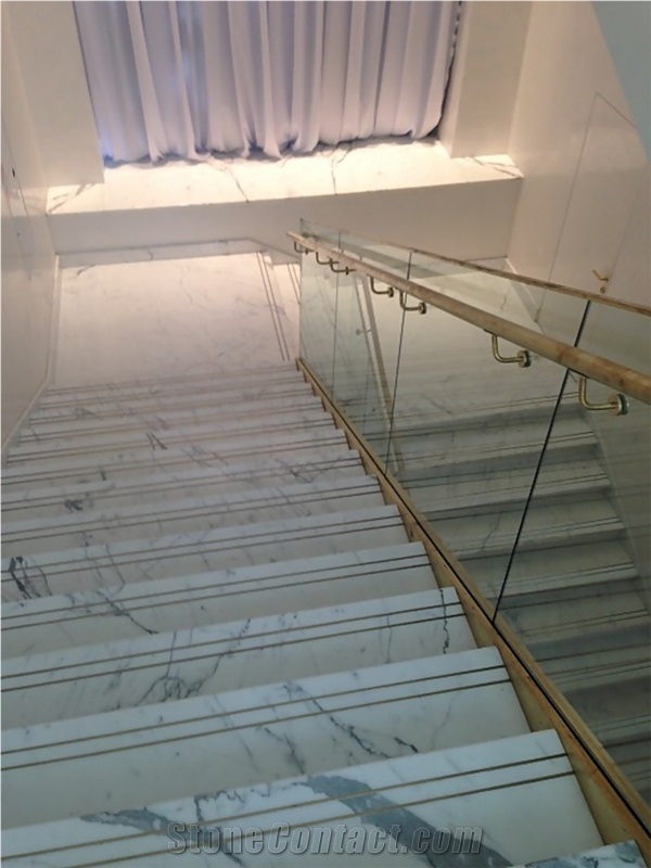 Bianco Carrara Extra Marble Staircase