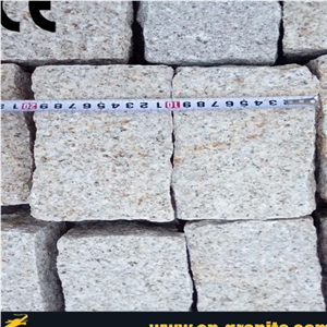 G682 Rusty Granite Cube Stone,China Yellow Granite Stone ,10*10*10cm Stone Cobbles,Exrerior Paving Stone,Floor Paving Stone,Natural Granite Cobble Stone,Stone Cobble for Landscaping,Walkway Pavers