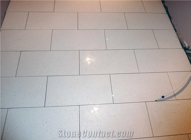 Man-Made White Artificial Quartz Stone Tile & Slab Engineered Stone