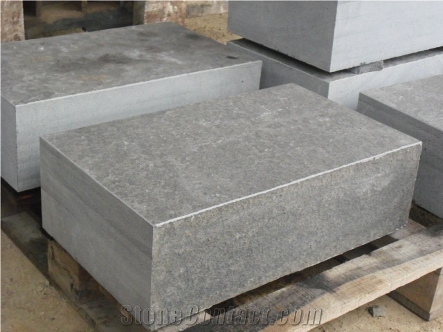 Vietnamese Basalt Cobble Stone