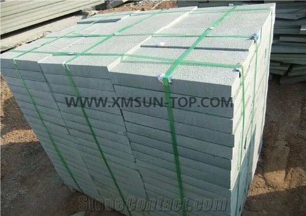 China Green Sandstone Tiles/ Green Sandstone Cut to Size
