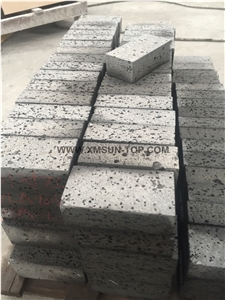 Grey Basalt Cube Stone/Lava Stone Cobble Stone/China Grey Basalt Pavers/ Grey Paving Sets/Floor Covering/Road Pavers/ Walkway Pavers/Exterior Decoration