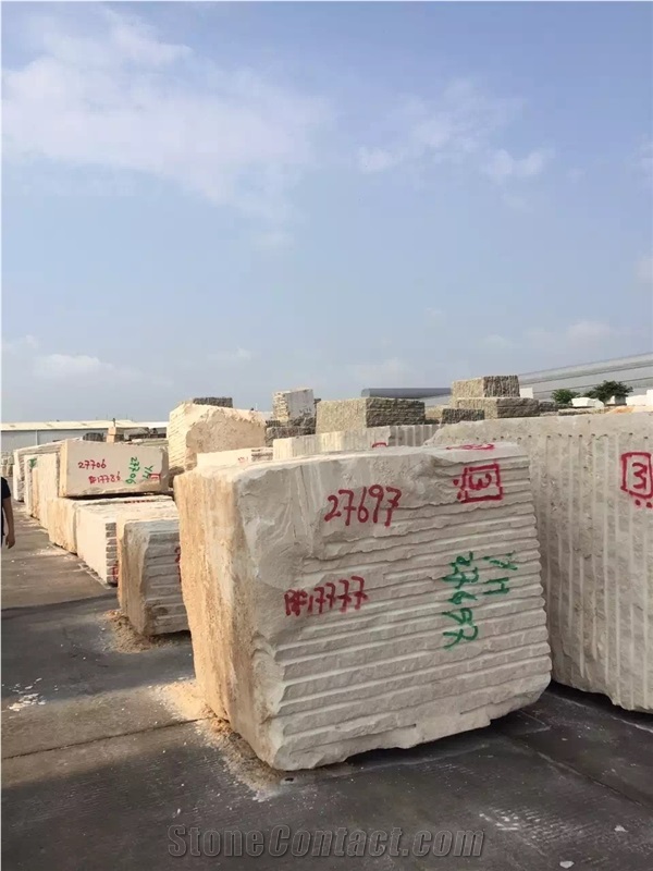 Moca Creme Sintra Limestone Slabs & Tiles, Moca Creme Classico Cut to Size for Wall Cladding/ Floor Covering Hotel Decoration