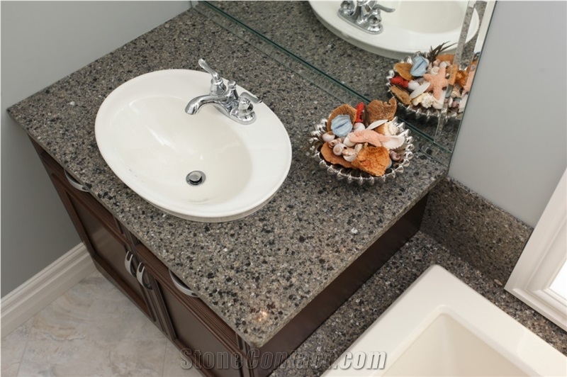 Bathroom Quartz Countertop Vanity Top Surfaces Engineered Manmade from China with Customized Edges and Colors Available