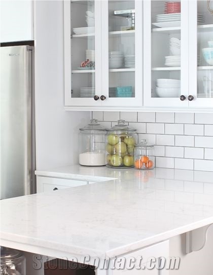 Carrara and Glacier White Quartz Countertops Island Tops for Kitchens Available with Oem Services and Custom Sizes Wholesale Price