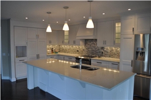 Light Grey Limestone Looks Quartz Stone Surface Kitchen Tops Countertops Island Tops for Residential and Commercial Applications