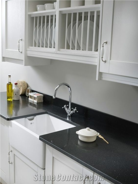 Sparkle Black Kitchen Quartz Countertop and Surface Tops Polished and Cut-To-Size with Heating Scratch Resistance
