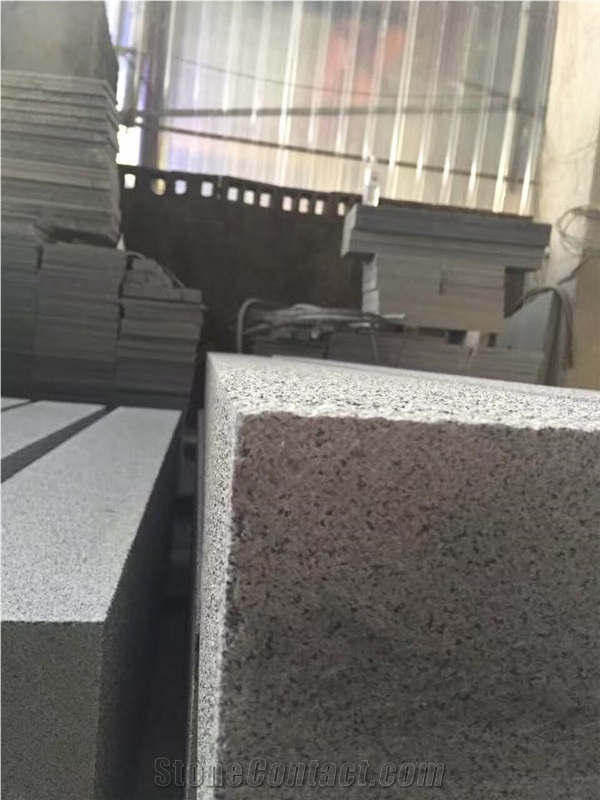 Bush Hammered Surface Stones/Kerb Stone Granite G654/Chinese Granite Side Stone