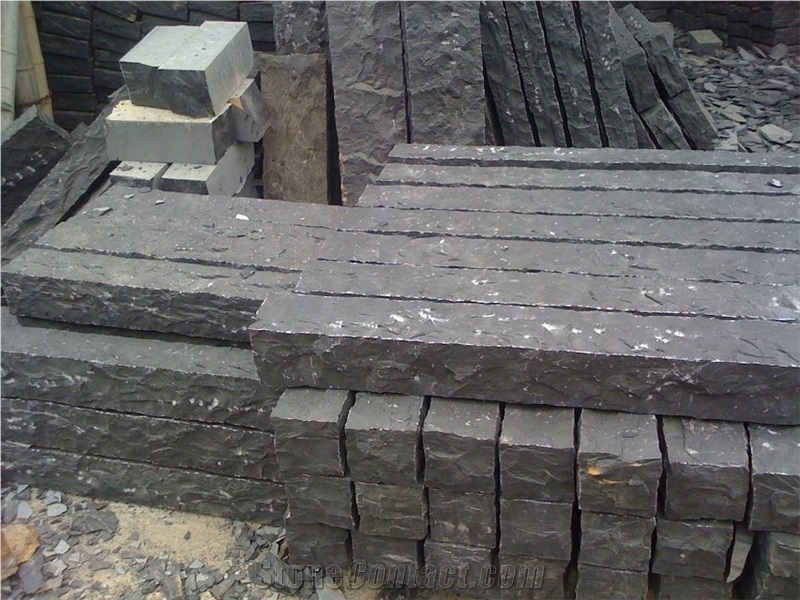 Natural Surface Zhangpu Black Granite Kerbstones/Natural Surface Zhangpu Black Kerb Stone/Natural Surface Zhangpu Black Curbstone