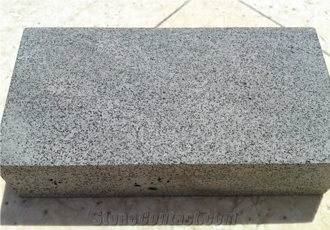 Sawn Surface Black Zhangpu Granite Cube Stone & Pavers, Black Granite Cobble Stone, Granite Driveway Paving Stone