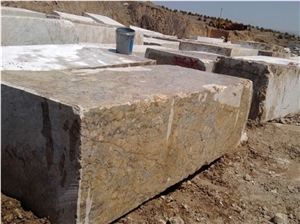 Golden Diamond Granite Blocks from Own Quarry