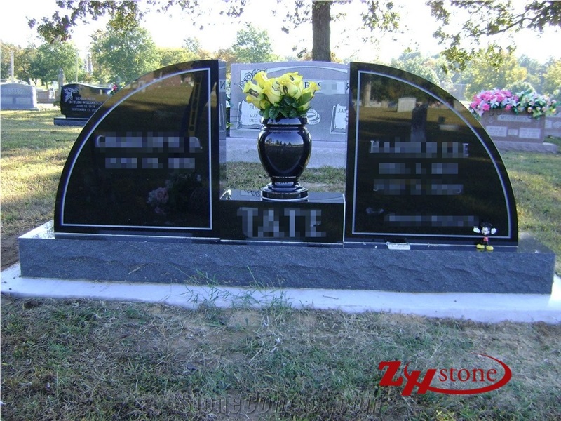Good Quality Polished Oval Top with Corner Checks and Columns Absolute Black/ China Black/ Shanxi Black Granite Monument Design/ Western Style Monuments/ Cemetery Tombstones/ Gravestone/ Headstones