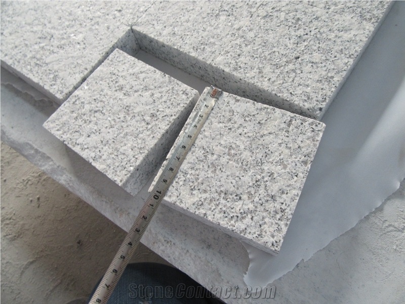Cheap China Rosa Beta G602 Granite Cobbles Flamed Surface, Flamed G602 Cube Stone for Plaza