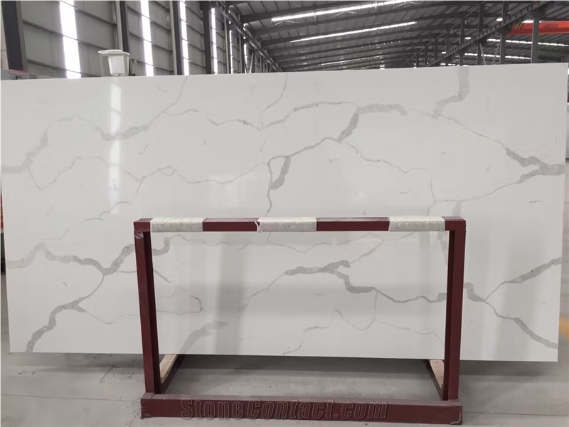 Bst Calacatta Nuvo D9900 Quartz Stone Slab Polished Surface for Interior Decoration with High Gloss and Hardness