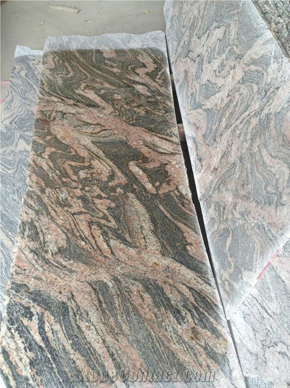 China New Juparana Gold Granite Flooring Tiles