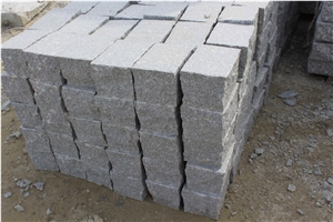 G375 Light Grey Granite Top Flamed Sides Machine Split Cube Stones Cobble Stones Competitive Prices