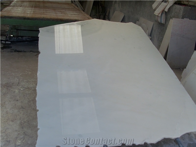 Natural Snow White Marble from Shandong Province, China