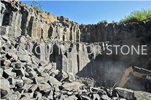 China Black / Black Basalt/ Basaltina / Basalto/ Dark Basalt / Hainan Black / Hainan Black Basalt/ Light Basalt / Andesite Block