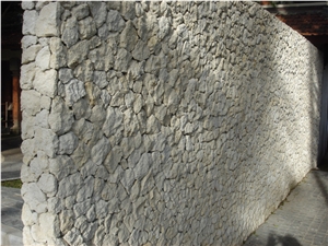 Indonesia Scaled White Limestone Wall Cladding Brick Stacked Stone, Stacked Stone Loose Wall Cladding Stone, White Loose Stacked Stone Veneer