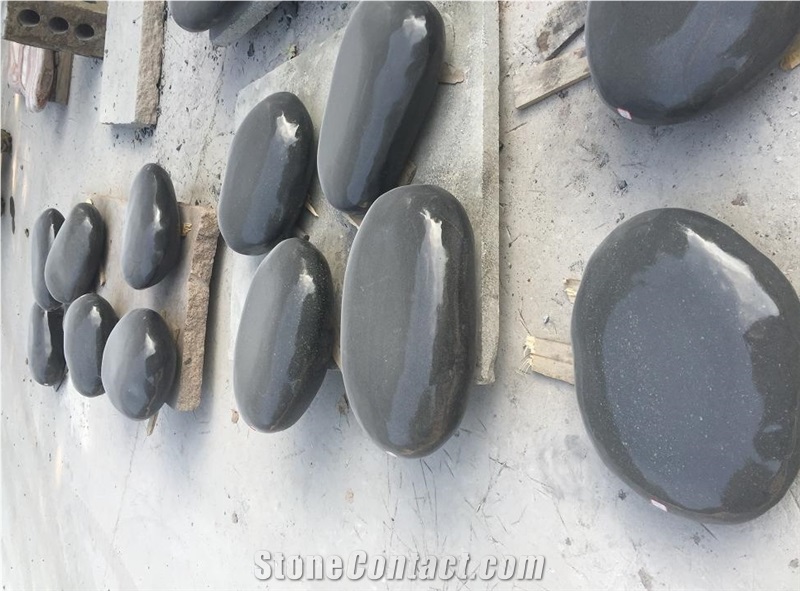 Black Polished Landscaping Pebble Stone in Garden Decoration ,Flat Polished Pebble Stone