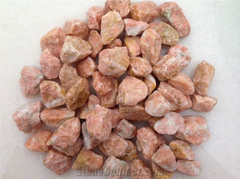 Red Natural Different Sizes, Crushed Stone Gravel in Garden ,Park Walkway Paving , Landscaping Decoration , Sharped Pebble Stone ,Pink Quart Gravel
