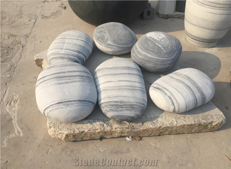 Striped Polished River Stone in Garden ,Indoor Decoration , Flat Polished River Stone