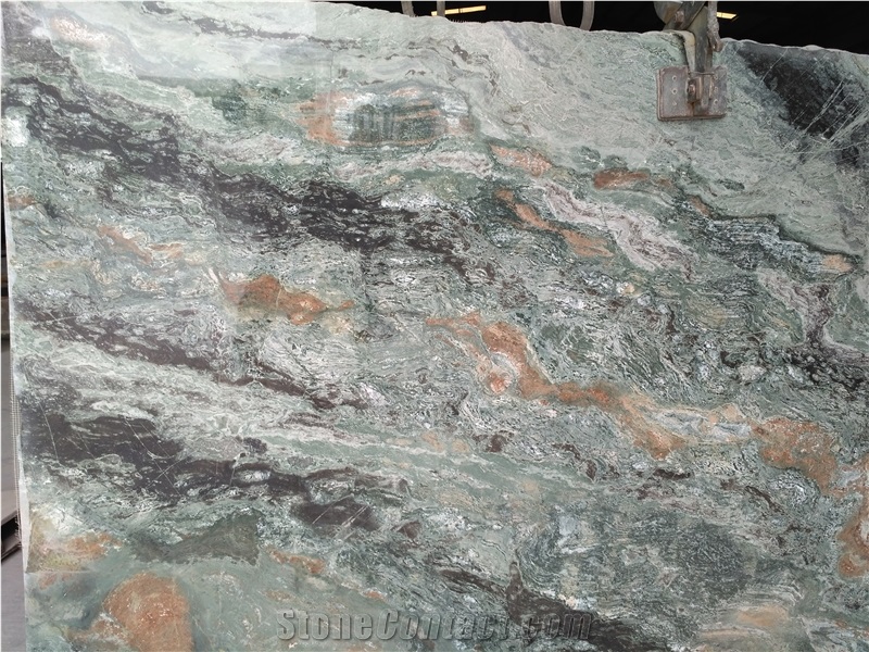 Cheapest Emerald Green/China Granite/On Sale Big Slab