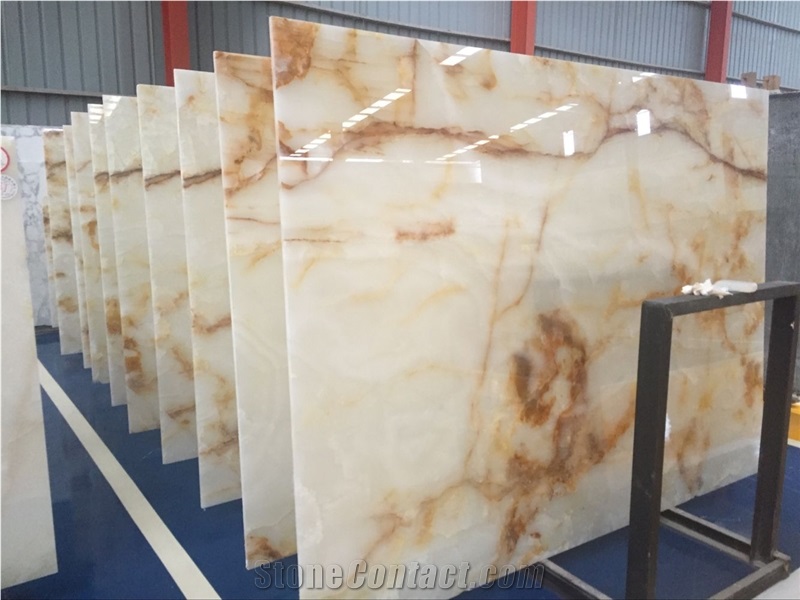White Onyx with Golden Veins Slab for High Quality / Onyx Tiles