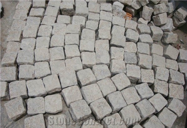 China Cheap G682 Golden Sunset Granite Nature Split Cobble Stone,Flamed Cobble Stone, Tumbled Cobble Stone