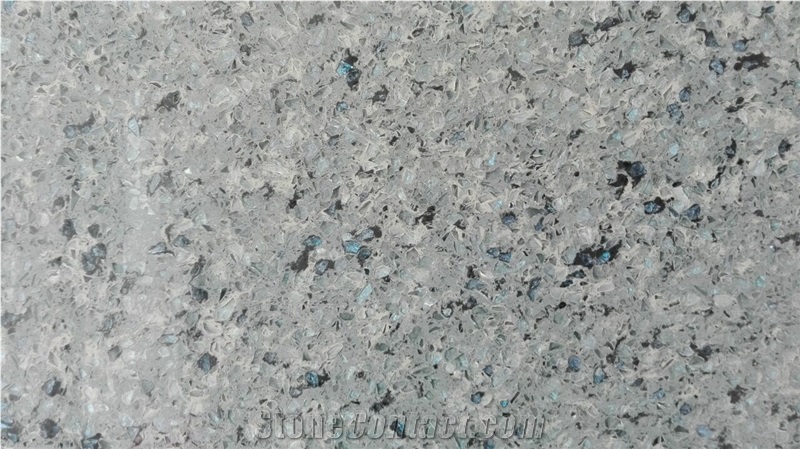 China Grey Crystal Quartz Stone with Blue Eyes