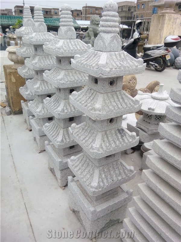 China Local Grey Granite Pagodas for Sale