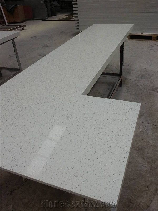 HeatResistance Sparkle White Quartz Stone Table Tops from China
