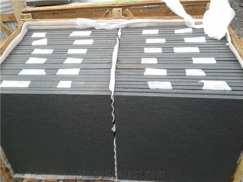 Chinese Natural Black Sandstone Tiles & Slabs & Cut-To-Size for Floor Covering and Wall Cladding (Good Price)