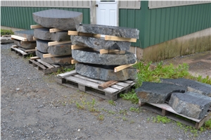 Wood Grained Greywacke Blocks