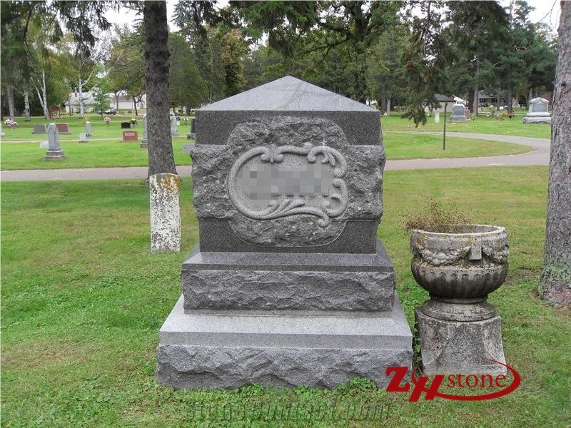 Good Quality Shose Design Indian Red/ Imperial Red Granite Western Style Monuments/ Upright Monuments/ Western Style Tombstones/ Single Monuments/ Custom Monuments