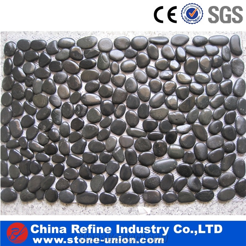 Polished Black Color Pebble Stone on Mesh, Flat River Pebbles,Different Sizes Polished Pebble River Stone for Decoration in Landscaping ,Garden