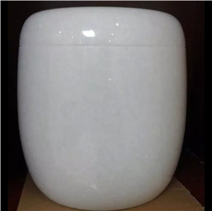 Snow White Marble Monumental Urns for Ashes
