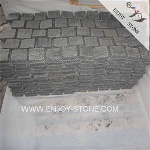 Brick Type Meshed G684 Black Flamed Granite Pavers, Raven Black Granite Paver on Mesh, Black Stone Cobblestone,Paving Stone for Driveway,Walkway Paving,Cobbles with the Mesh