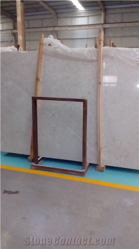 New Ultraman Marble from Turkey Original, Beige Marble on Sales from China, Hot Sell Marble Stone Tile & Slab