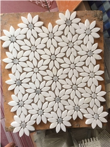 White Marble Stone Mosaic, Greece Crystal White Marble with Italy Carrara Grey Marble Mosaic Tile Design, Flower Design Natural Stone Mosaic on Sales from China Factory