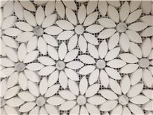 White Marble Stone Mosaic, Greece Crystal White Marble with Italy Carrara Grey Marble Mosaic Tile Design, Flower Design Natural Stone Mosaic on Sales from China Factory