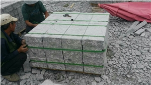 G341 Grey Granite Flamed Top Sides Split Paving Blocks Cube Stone Border Stone Competitive Prices