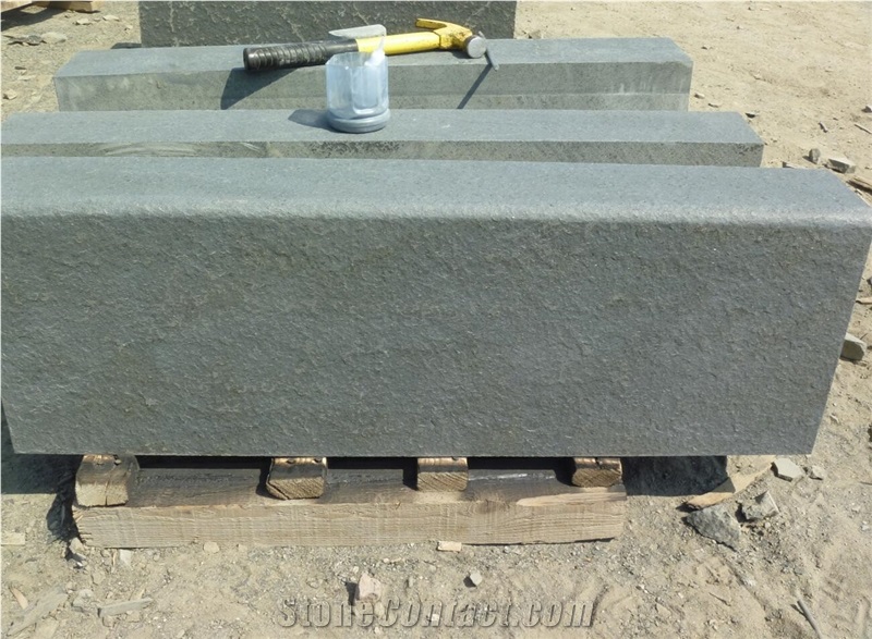 New G684 Black Basalt Kerbstone,Natural Stone Kerb,Cheap Curbstone,Quarry Owner and Directly Factory with Ce,Side Road Curbs,Landscape Building Use