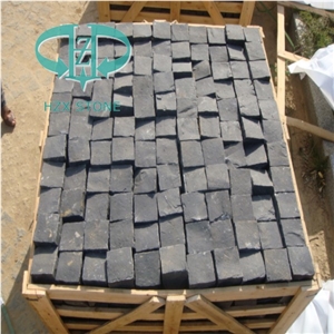 Natural Split Zhangpu Black Grey Granite Paving Stone Chinese Black Cube Stone/Walkways/Driveway