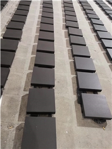 China Factory Whosale Menggu Black Granite Flamed Floor Tiles for Exterior Decoration